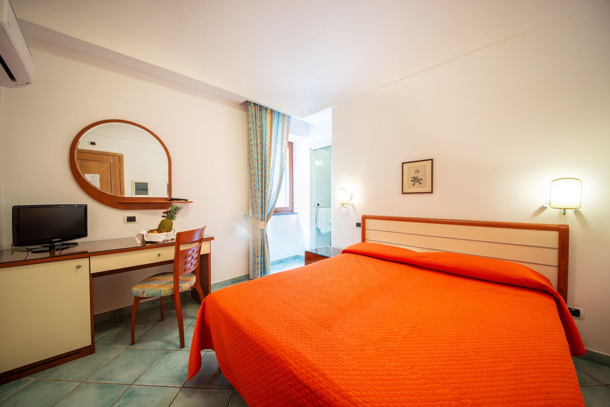 La Capannina - Hotel & Apartments Ischia Ngoại thất bức ảnh