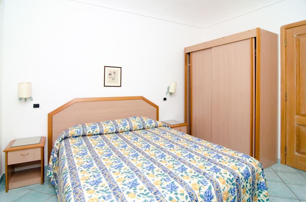 La Capannina - Hotel & Apartments Ischia Ngoại thất bức ảnh