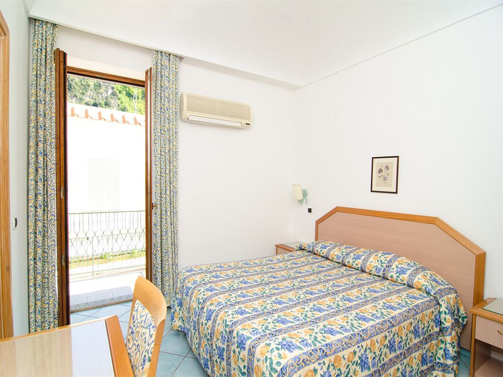La Capannina - Hotel & Apartments Ischia Ngoại thất bức ảnh